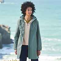 Coats & Jackets